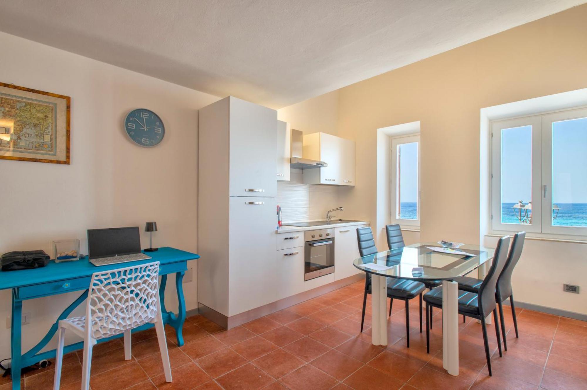 Panoramic Bastioni Sea View Apartment Alghero Exterior photo